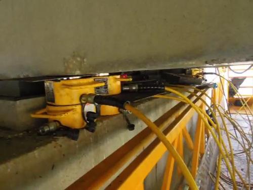 新疆建設(shè)兵團(tuán)公路養(yǎng)護(hù)系統(tǒng)首次完成不中斷交通對(duì)橋梁支座更換項(xiàng)目 新疆建設(shè)兵團(tuán)公路養(yǎng)護(hù)系統(tǒng)首次完成不中斷交通對(duì)橋梁支座更換項(xiàng)目